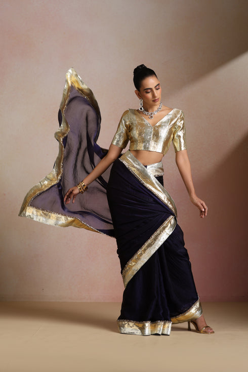 Klishaa Women Navy Blue Solid Pure Chiffon Saree with Lumpi Border