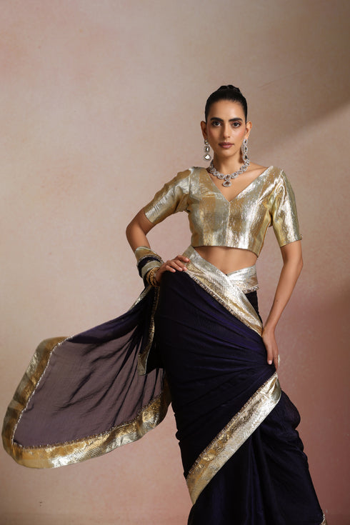 Klishaa Women Navy Blue Solid Pure Chiffon Saree with Lumpi Border