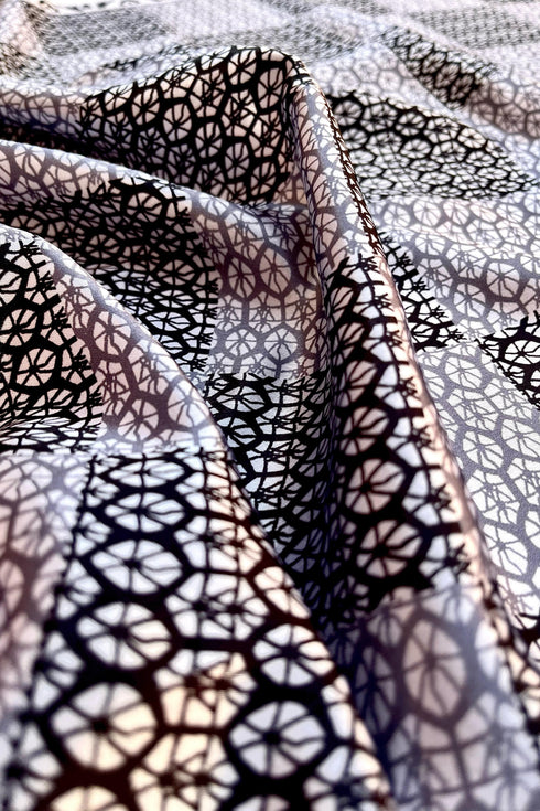 Klishaaart Black & white Printed Silk Women Fancy Scarf