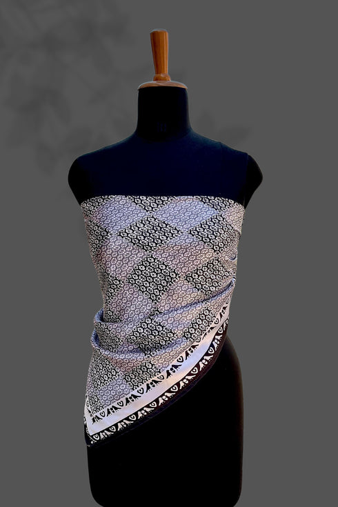 Klishaaart Black & white Printed Silk Women Fancy Scarf