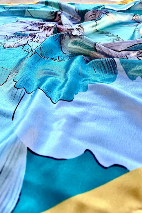 Klishaaart floral patterns and vibrant colors