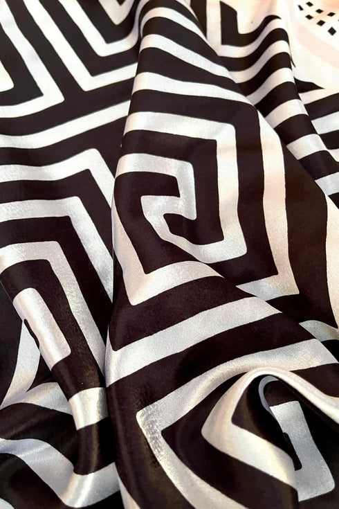 Klishaaart Black & white Printed Silk Women Fancy Scarf