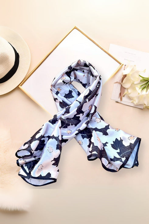 Klishaaart floral patterns and vibrant colors